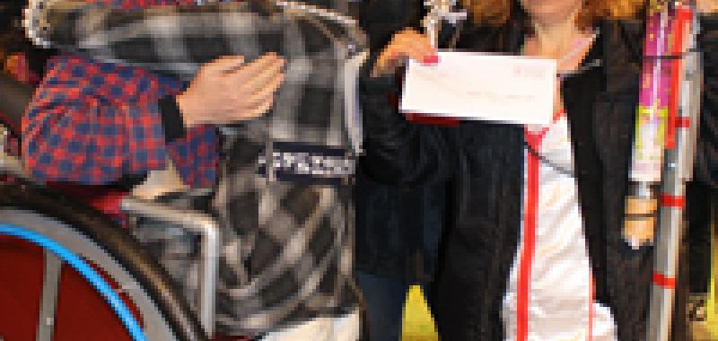 Segundo premio pareja o trío.